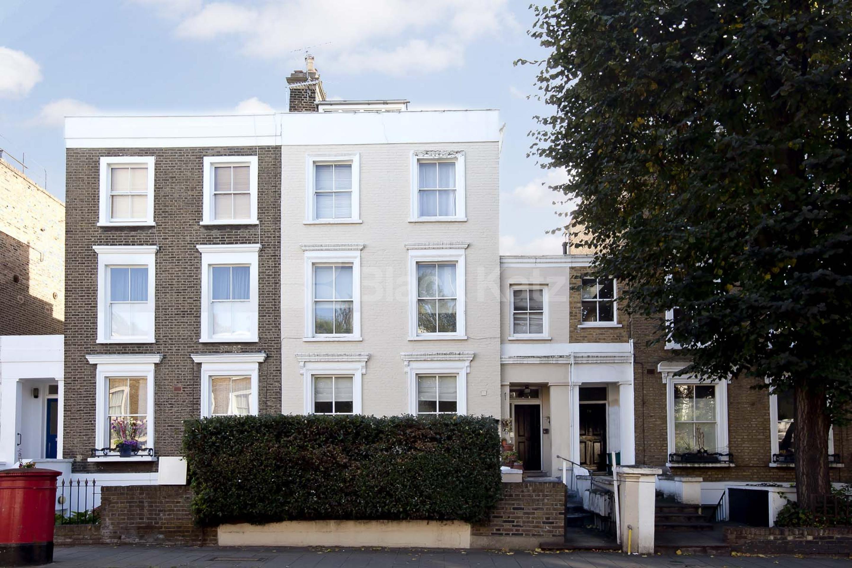 			New Instruction, 2 Bedroom, 1 bath, 1 reception Flat			 Mildmay Park, Newington Green N1